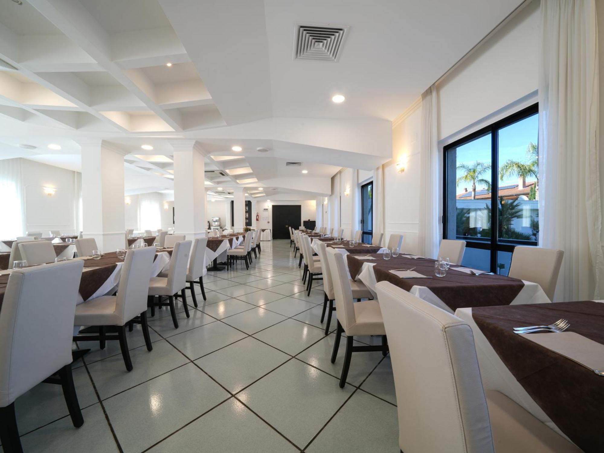 Hotel Club Clorinda Nuova Gestione 2024 Paestum Buitenkant foto