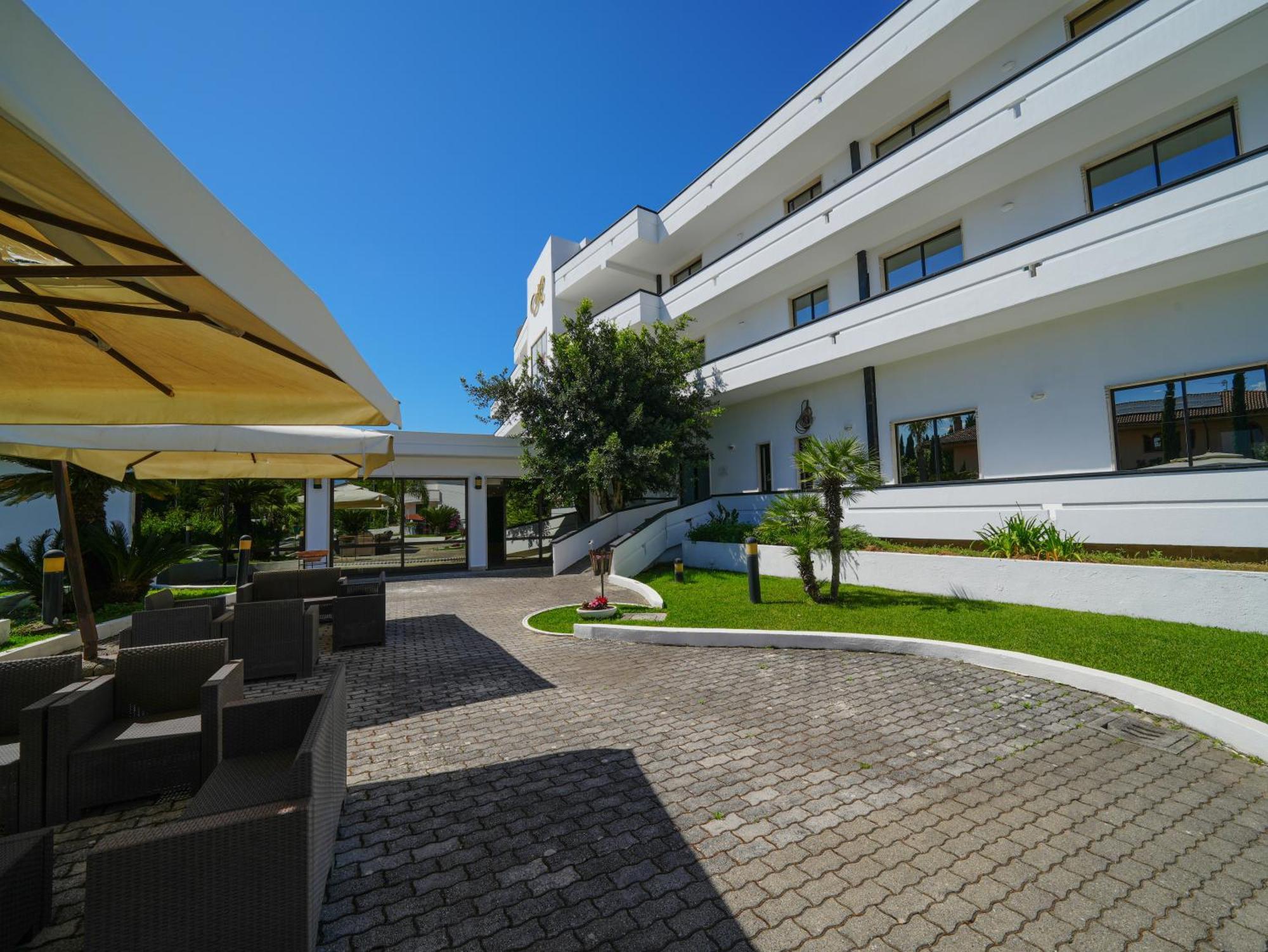 Hotel Club Clorinda Nuova Gestione 2024 Paestum Buitenkant foto